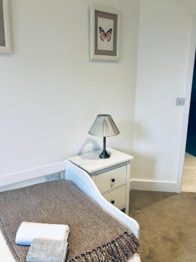 Snapos Luxury Serviced Apartment - Meridian House Bedford Kültér fotó