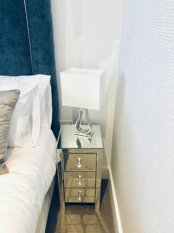Snapos Luxury Serviced Apartment - Meridian House Bedford Kültér fotó