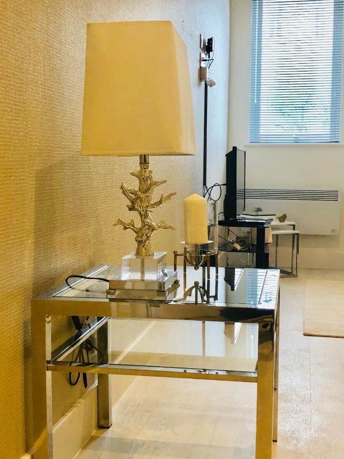 Snapos Luxury Serviced Apartment - Meridian House Bedford Kültér fotó