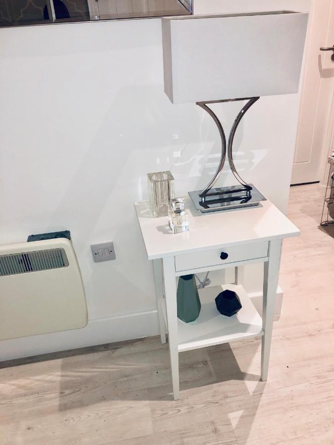 Snapos Luxury Serviced Apartment - Meridian House Bedford Kültér fotó